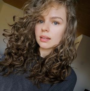 Meet your Posher, Jodi